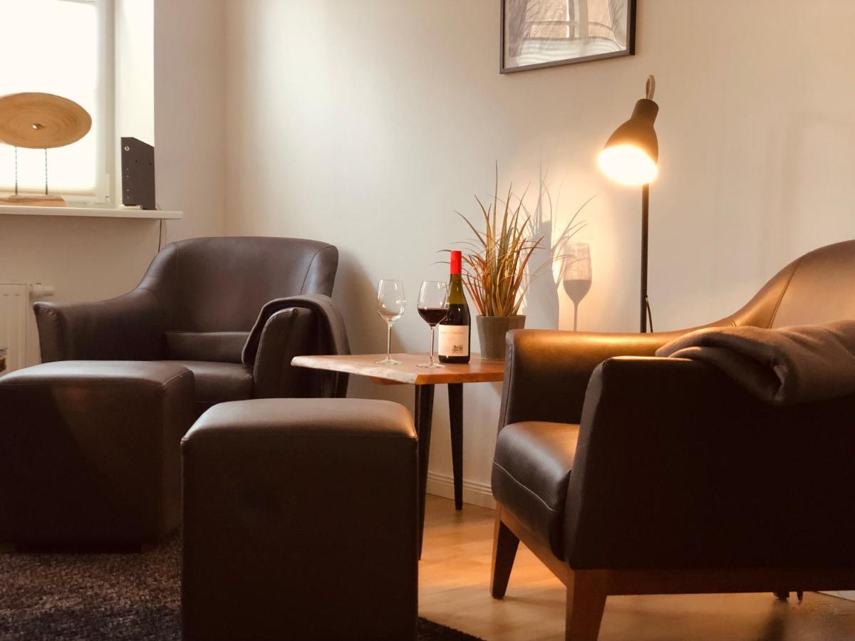 Altstadthus-Gemuetliches Ferienhaus Mit Gaertchen Friedrichstadt Kültér fotó